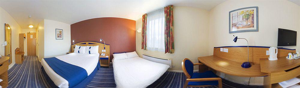 Holiday Inn Express Birmingham - Castle Bromwich, An Ihg Hotel Екстериор снимка